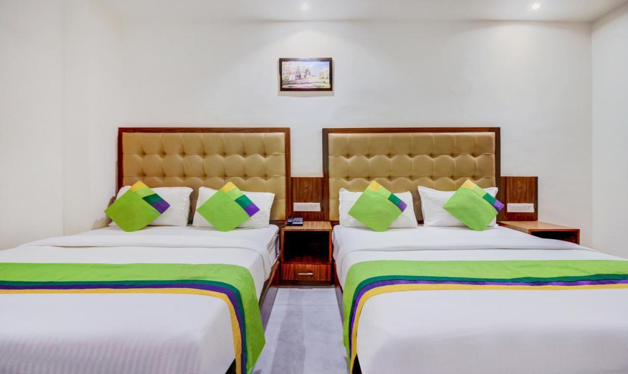 Treebo Trend Bkc Grand Mumbai Kültér fotó